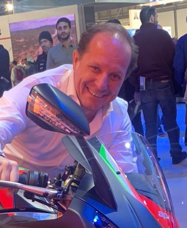 efere's Profile Picture